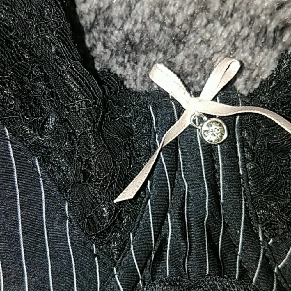 Bra - Picture 3 of 3